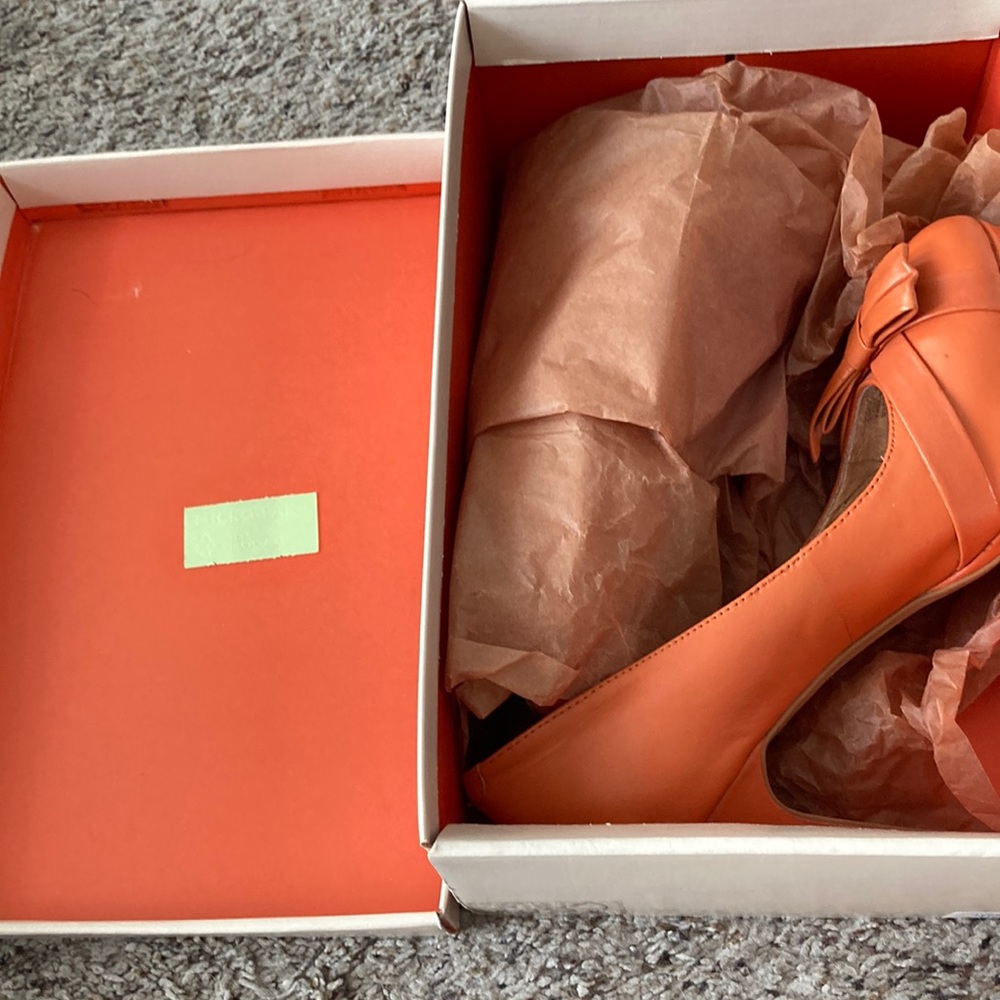 Miss Albright for Anthropologie bow pumps - Picture 3 of 15
